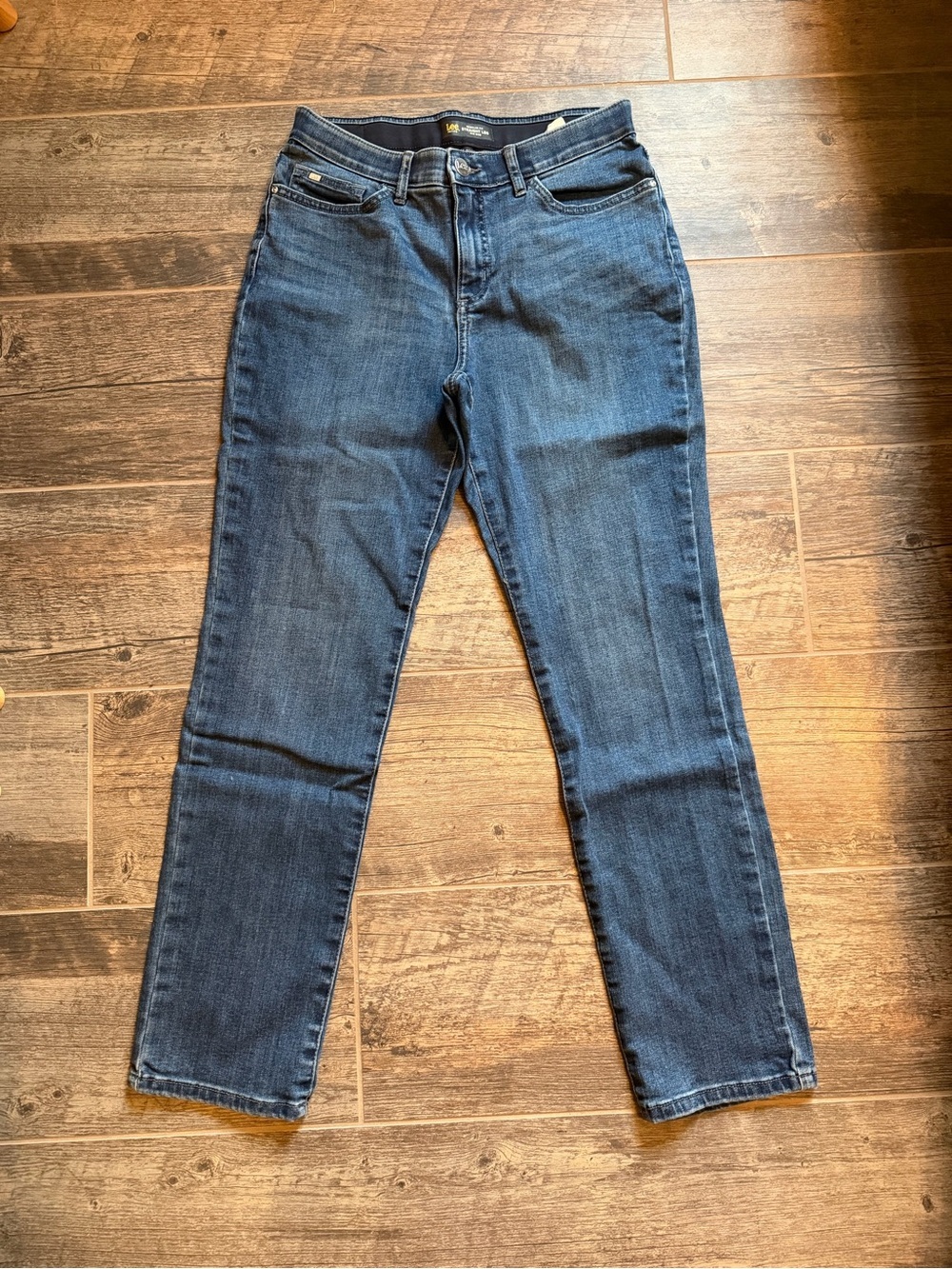Lee Women's Straight Leg Jeans in Dark Wash Blue